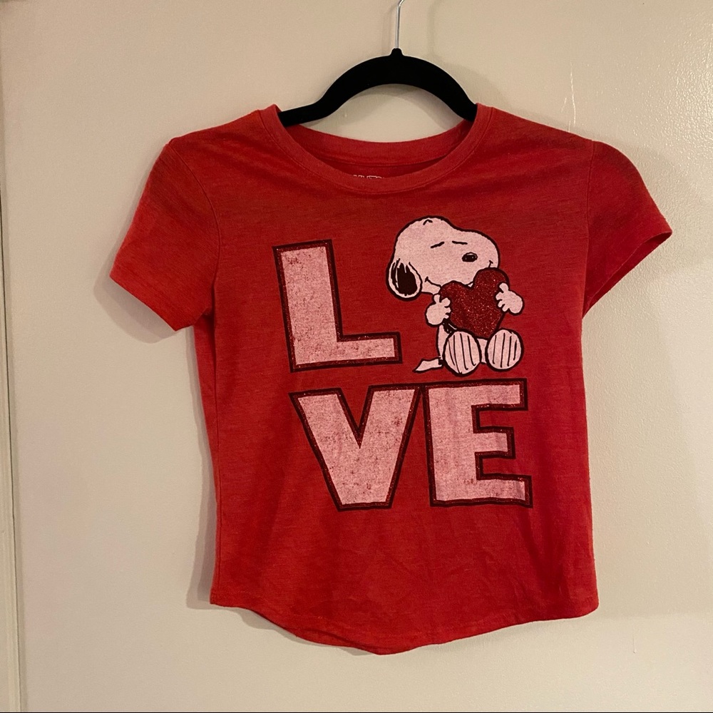 Peanuts Snoopy Love Hearts Graphic Tee Shirt